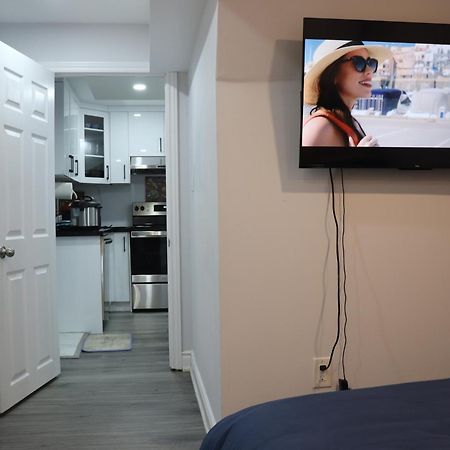 Garden 2 Bedroom Apt - Free Parking Wifi Laundry Workstation Brampton Ngoại thất bức ảnh