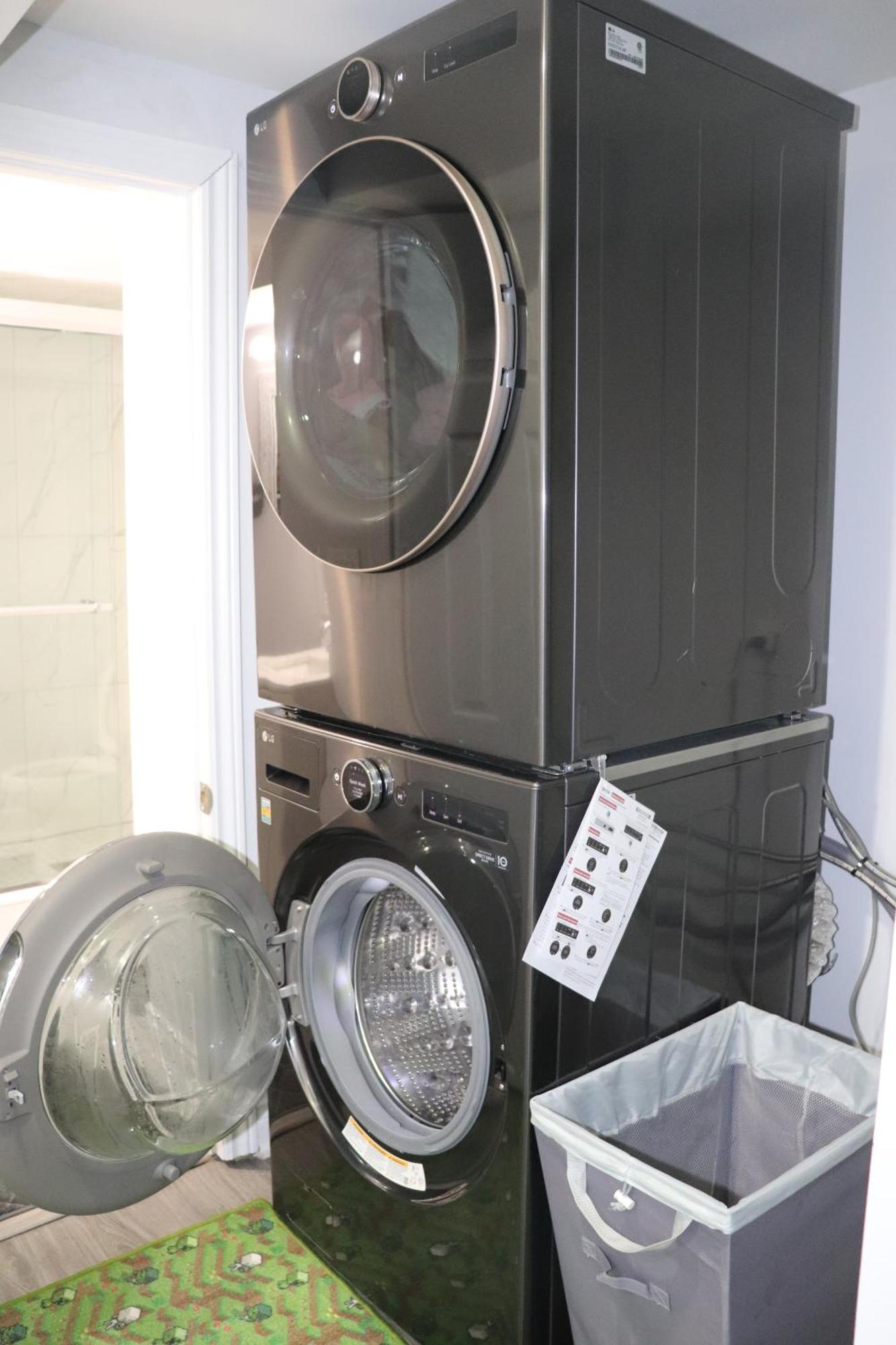 Garden 2 Bedroom Apt - Free Parking Wifi Laundry Workstation Brampton Ngoại thất bức ảnh